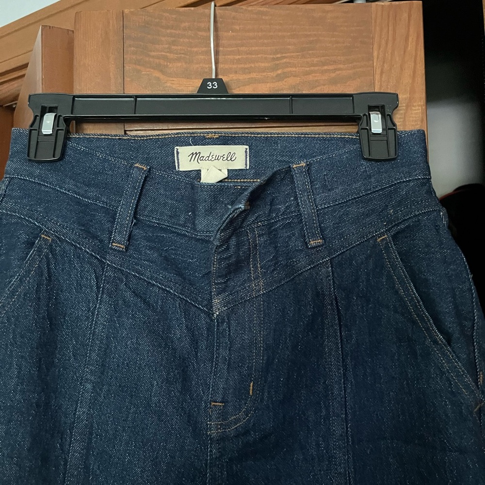 Madewell | The Perfect Vintage Straight Jean - Picture 3 of 5